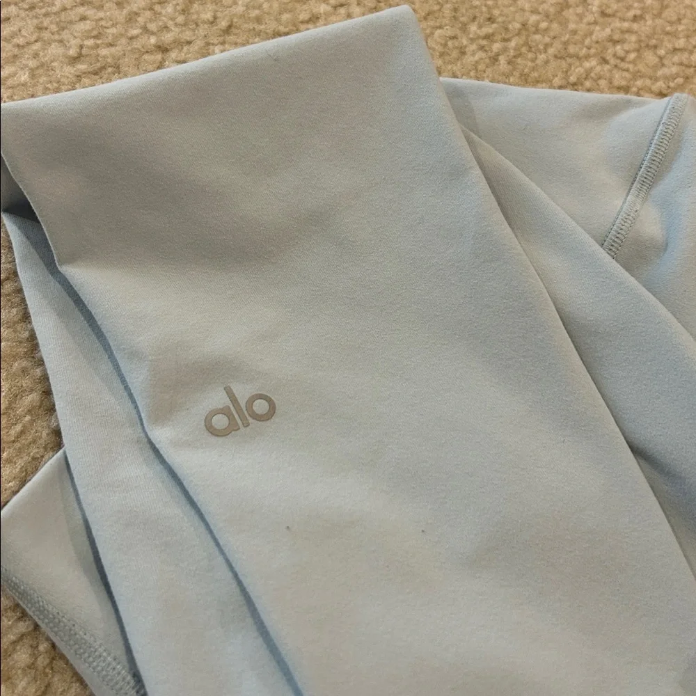 Alo Yoga Light Blue Leggings